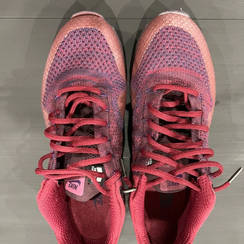 Nike Air Max 1 Flyknit - Picture 3 of 8